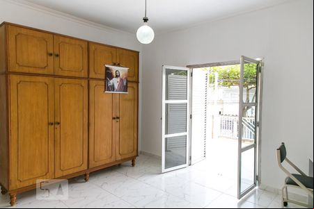 Quarto 1 de casa para alugar com 2 quartos, 124m² em Vila Guilherme, São Paulo