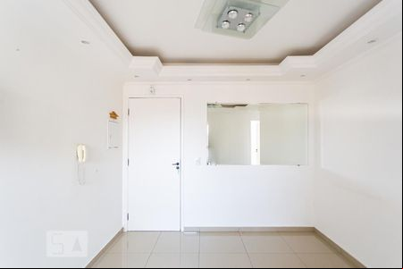 Sala de apartamento à venda com 2 quartos, 43m² em São Pedro, Osasco
