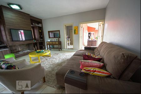 Sala de Estar de casa à venda com 5 quartos, 450m² em Santo Andre, São Leopoldo