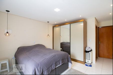 Suíte de casa à venda com 3 quartos, 130m² em Vila Rio de Janeiro, Guarulhos