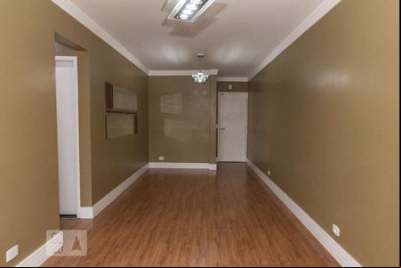 Sala de apartamento para alugar com 3 quartos, 74m² em Jardim Santa Cruz (sacomã), São Paulo