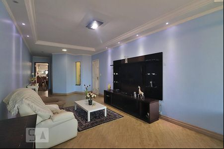 Sala de casa para alugar com 3 quartos, 280m² em Santa Maria, Santo André