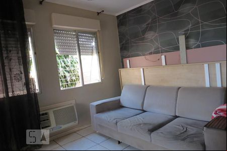 Sala de casa para alugar com 3 quartos, 170m² em São José, Porto Alegre