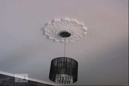 Detalhe Sala de casa para alugar com 3 quartos, 170m² em São José, Porto Alegre