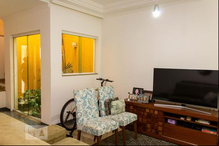 Sala de casa à venda com 3 quartos, 240m² em Nova Petrópolis, São Bernardo do Campo