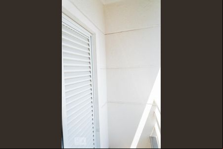 Varanda da Suíte 1 de casa de condomínio para alugar com 2 quartos, 109m² em Vila Alzira, Santo André