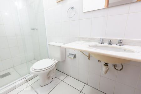 Banheiro Social de casa à venda com 2 quartos, 83m² em Hípica, Porto Alegre