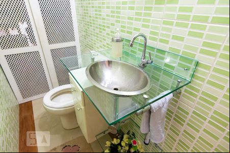 Lavabo de casa de condomínio à venda com 3 quartos, 136m² em Vila Pires, Santo André