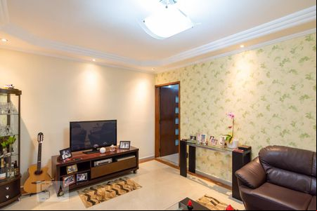 Sala de casa de condomínio à venda com 3 quartos, 136m² em Vila Pires, Santo André