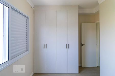 Quarto 1 - Armários de apartamento para alugar com 2 quartos, 47m² em Vila Industrial, Campinas