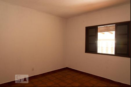 Quarto 2 de casa para alugar com 2 quartos, 200m² em Vila Prudente, São Paulo
