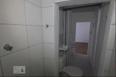 Banheiro de casa para alugar com 1 quarto, 40m² em Jardim Vergueiro (sacomã), São Paulo