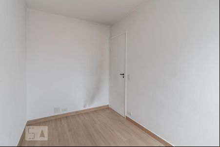 Quarto 1 de apartamento para alugar com 2 quartos, 50m² em Vila Guarani (z Sul), São Paulo