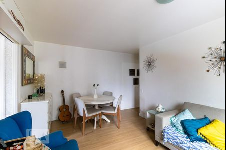 Sala de kitnet/studio à venda com 1 quarto, 60m² em Centro, Campinas