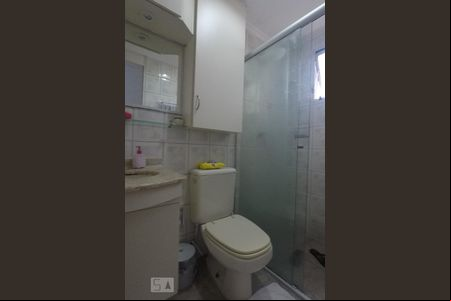 Banheiro de apartamento para alugar com 2 quartos, 56m² em Chacara Nossa Senhora do Bom Conselho, São Paulo