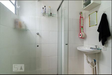 Banheiro Social de apartamento à venda com 2 quartos, 52m² em Vila Oeste, Belo Horizonte