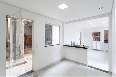Sala de casa à venda com 2 quartos, 360m² em São Marcos, Belo Horizonte
