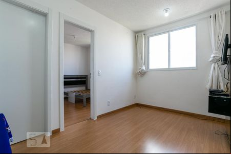 Sala de apartamento para alugar com 2 quartos, 39m² em Vila Santa Maria, São Paulo