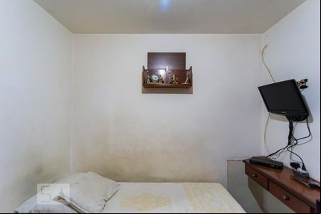 Suíte de casa para alugar com 3 quartos, 270m² em Santo Antônio, Osasco