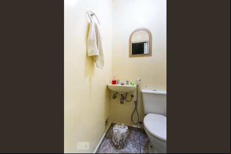 Lavabo de casa para alugar com 3 quartos, 270m² em Santo Antônio, Osasco