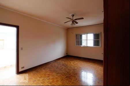 Suíte de casa para alugar com 4 quartos, 271m² em Vila Progresso, Guarulhos