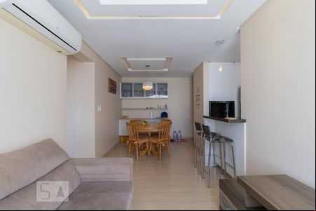 Sala de apartamento à venda com 3 quartos, 101m² em Pinheiro, São Leopoldo