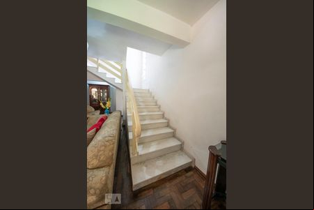 Escada de casa à venda com 3 quartos, 360m² em Santo Andre, São Leopoldo