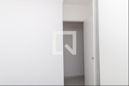 Quarto 2 de apartamento à venda com 2 quartos, 45m² em Canhema, Diadema