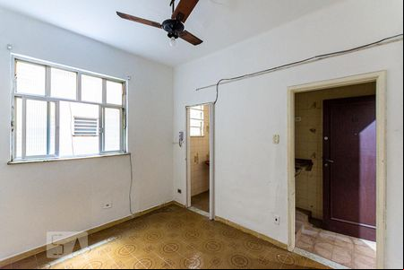 Quarto Sala de apartamento à venda com 1 quarto, 32m² em Centro, Niterói