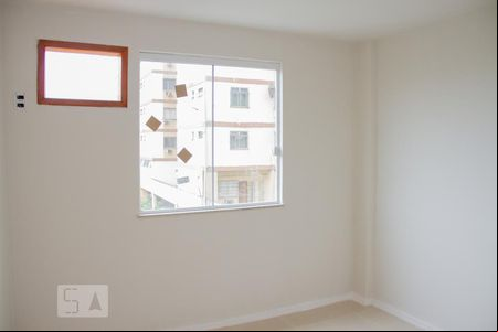 Quarto 02 de apartamento para alugar com 2 quartos, 60m² em Vila Valqueire, Rio de Janeiro