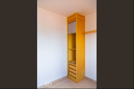 Quarto 1 de apartamento para alugar com 2 quartos, 75m² em Santa Tereza, Belo Horizonte