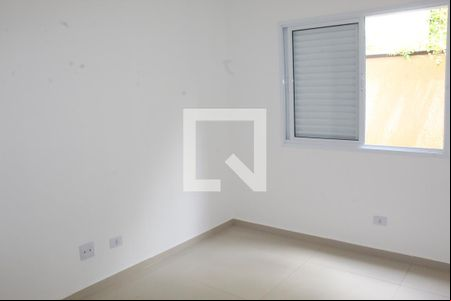 quarto 1 de casa para alugar com 2 quartos, 73m² em Vila Santo Antônio, Cotia