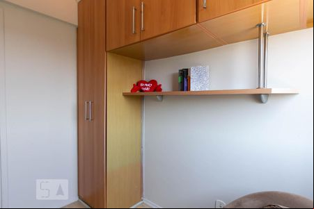 Quarto 1 de apartamento à venda com 3 quartos, 57m² em Vila Carmosina, São Paulo