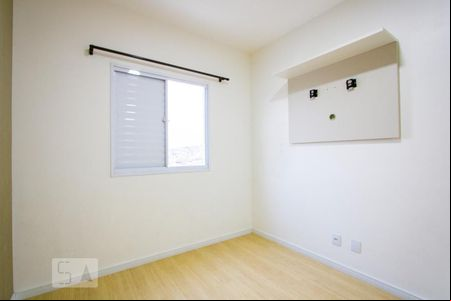 Quarto 1  de apartamento para alugar com 2 quartos, 53m² em Vila Humaitá, Santo André