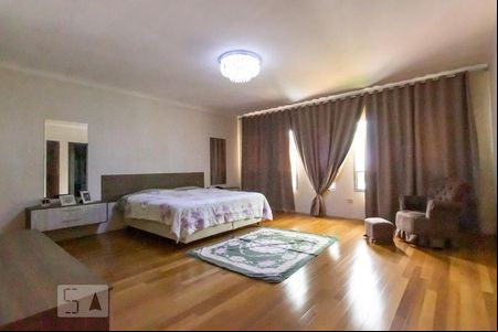 Quarto 1 de casa para alugar com 3 quartos, 350m² em Vila Progresso (zona Leste), São Paulo