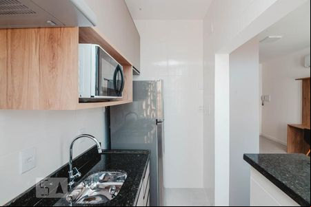 Cozinha de kitnet/studio à venda com 1 quarto, 30m² em Independência, Porto Alegre
