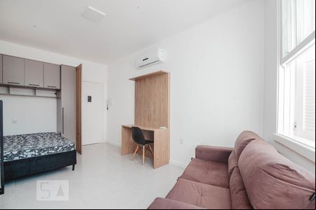Studio de kitnet/studio à venda com 1 quarto, 30m² em Independência, Porto Alegre