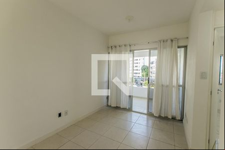 Sala de apartamento para alugar com 2 quartos, 70m² em Parque Bela Vista, Salvador