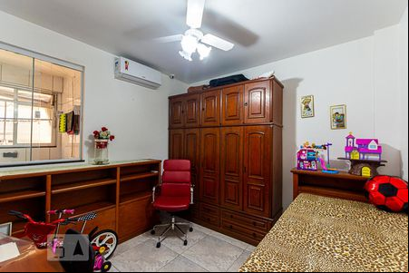 Quarto 1 de apartamento para alugar com 3 quartos, 122m² em Icaraí, Niterói