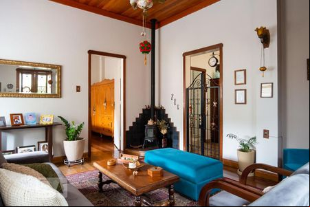 Sala de casa à venda com 5 quartos, 212m² em Teresópolis, Porto Alegre