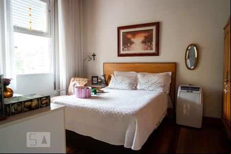 Quarto 1 de casa à venda com 5 quartos, 212m² em Teresópolis, Porto Alegre