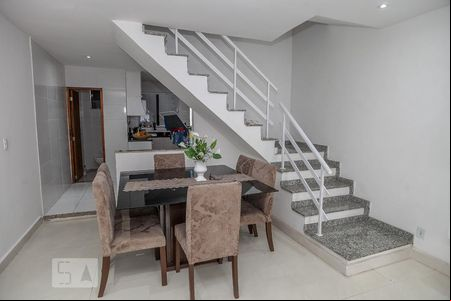 Sala de casa de condomínio à venda com 3 quartos, 90m² em Freguesia (jacarepaguá), Rio de Janeiro
