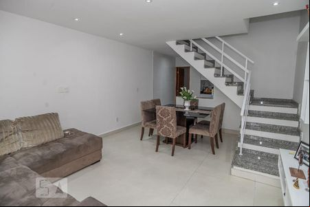 Sala de casa de condomínio à venda com 3 quartos, 90m² em Freguesia (jacarepaguá), Rio de Janeiro