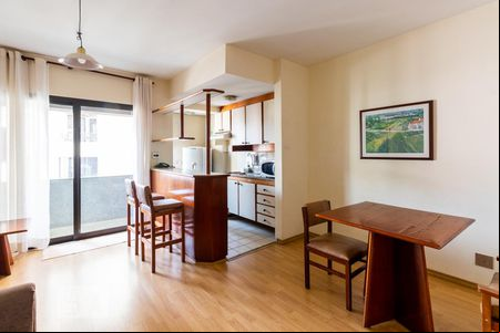 Sala de apartamento à venda com 1 quarto, 50m² em Moema, São Paulo