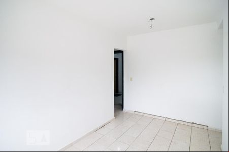 Sala de apartamento para alugar com 2 quartos, 52m² em Jardim Iracema, São Paulo