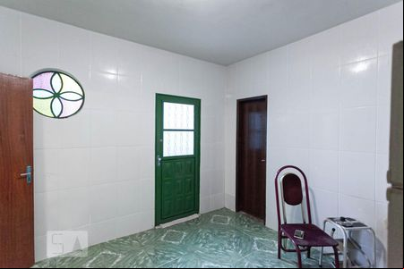 Cozinha de casa à venda com 3 quartos, 70m² em Pompéia, Belo Horizonte
