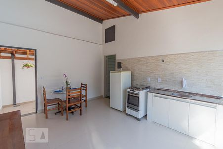 Sala/Cozinha de casa para alugar com 1 quarto, 75m² em Jardim Campos Elíseos, Campinas