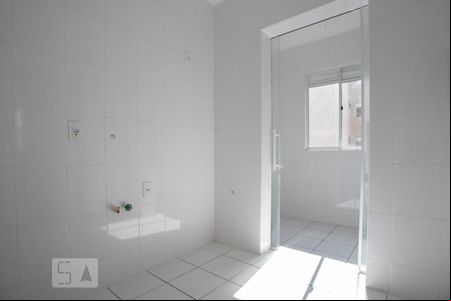 Cozinha de apartamento para alugar com 3 quartos, 64m² em Santa Cândida, Curitiba
