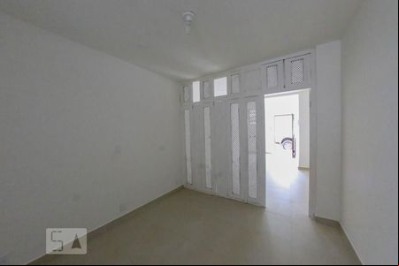 Quarto de apartamento para alugar com 1 quarto, 49m² em Bonfim, Belo Horizonte