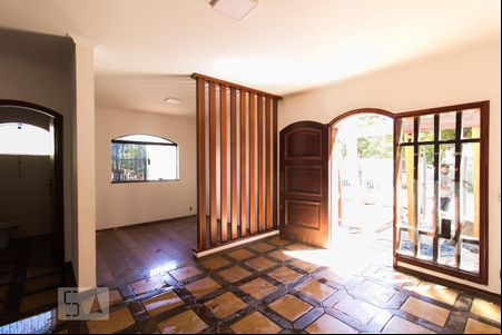 Sala de casa para alugar com 3 quartos, 187m² em Jardim Faculdade, Sorocaba
